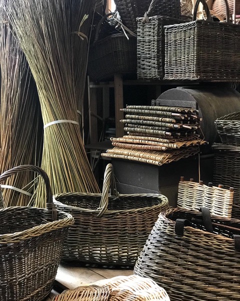 Spring 2023 Workshops  Two day workshops: Basketmaking from a Round Base, Square work and Underfoot Oval