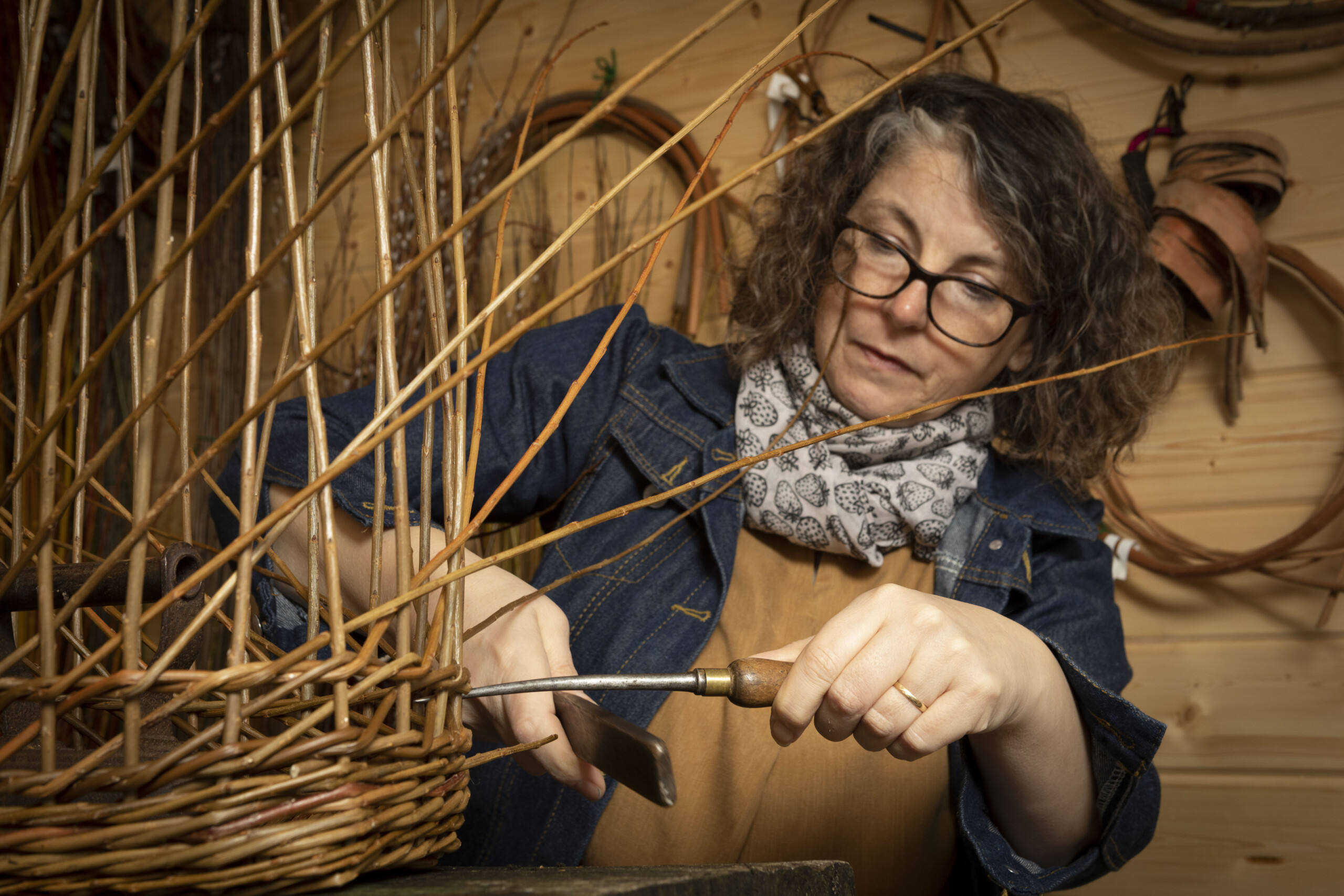 4 Day Course – Traditional Round Baskets with Justine Burgess, Narberth, West Wales