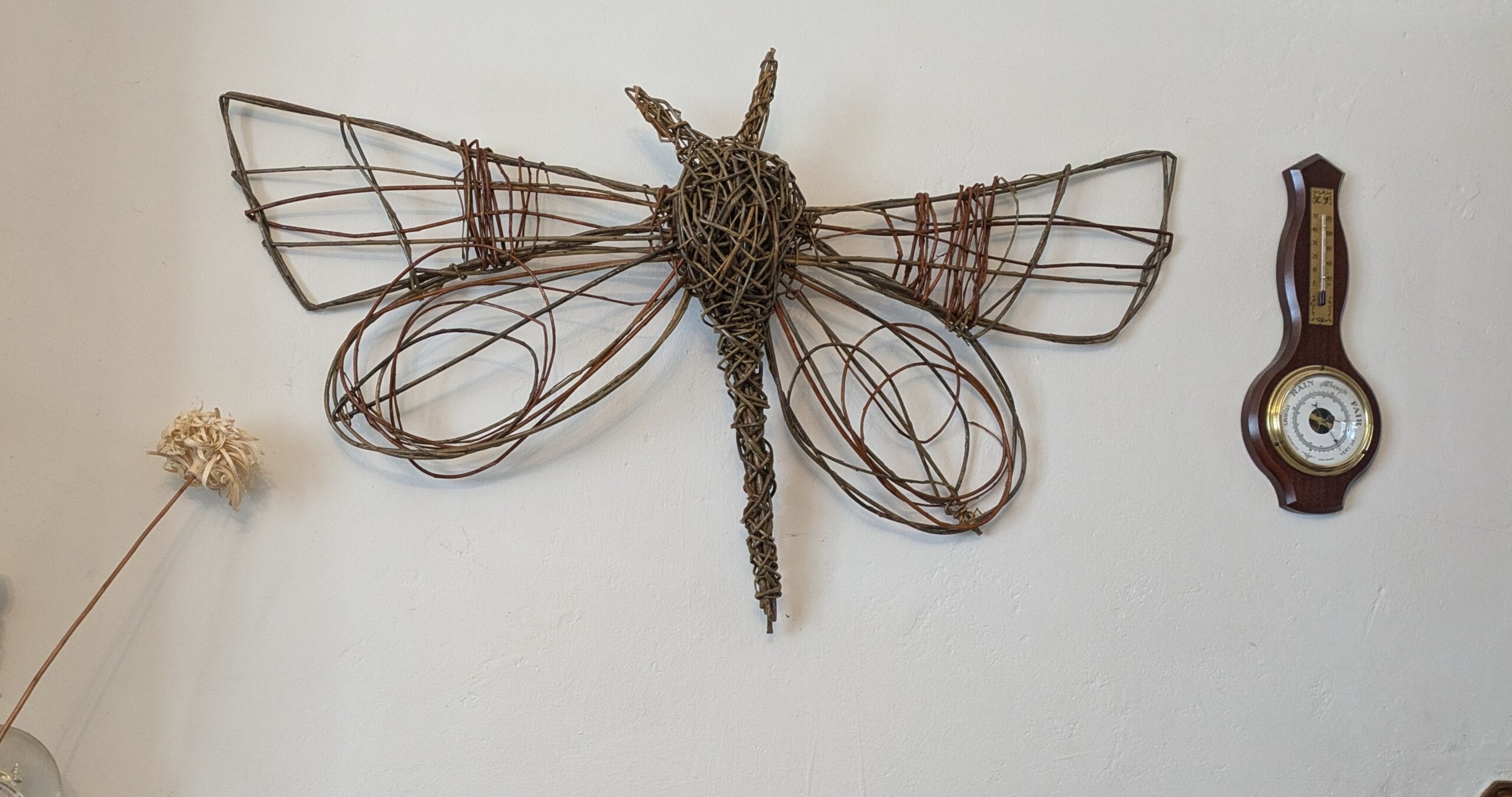 Create a large willow butterfly or dragonfly workshop