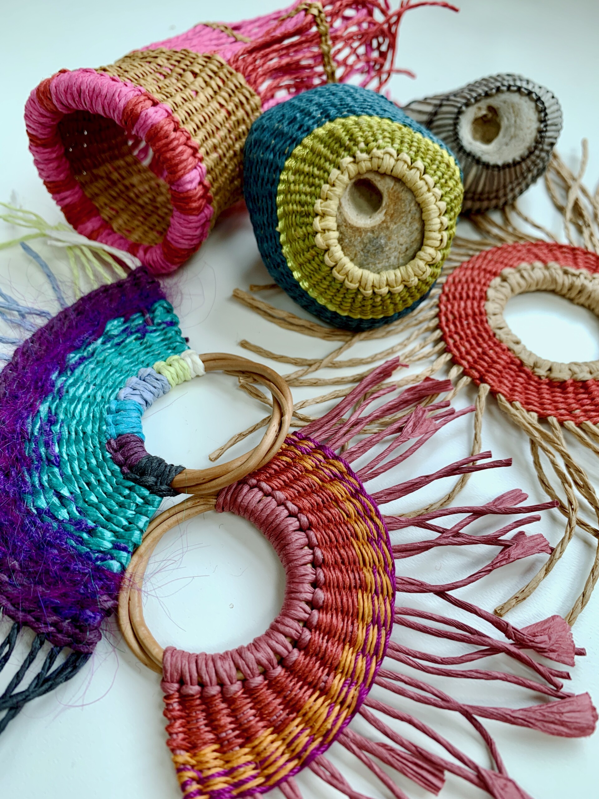 Introduction to Twining with Mary Crabb (part five: Circle Starts)