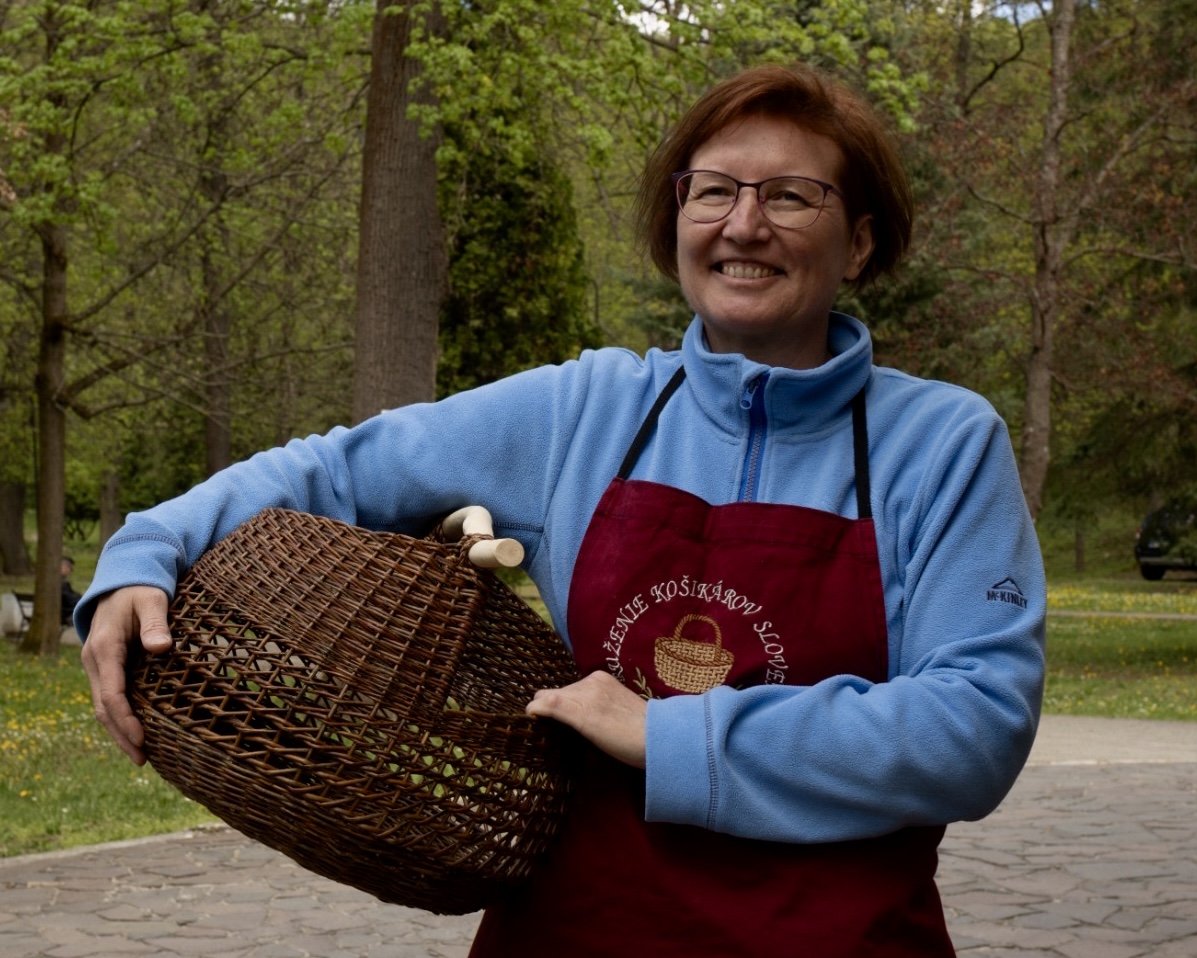 Asymmetric Basket with Irish Wale with Erika Rudíková